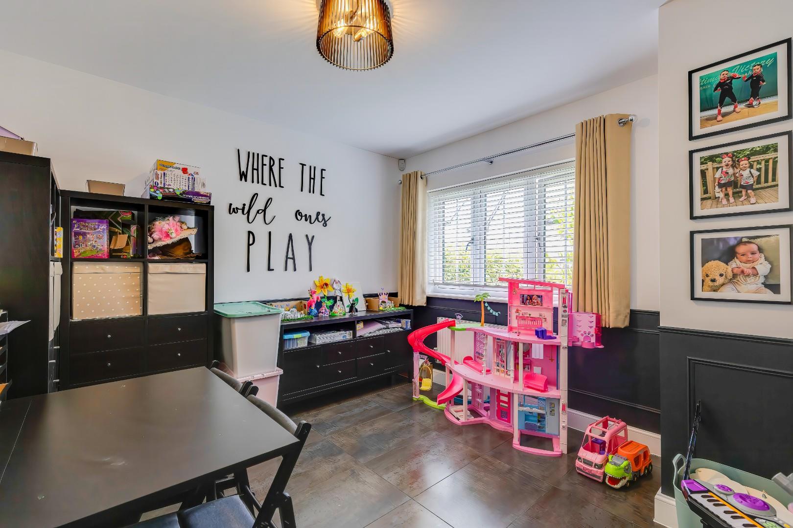 3 Campbell Court, St. Nicholas, Vale Of Glamorgan, CF5 6BF